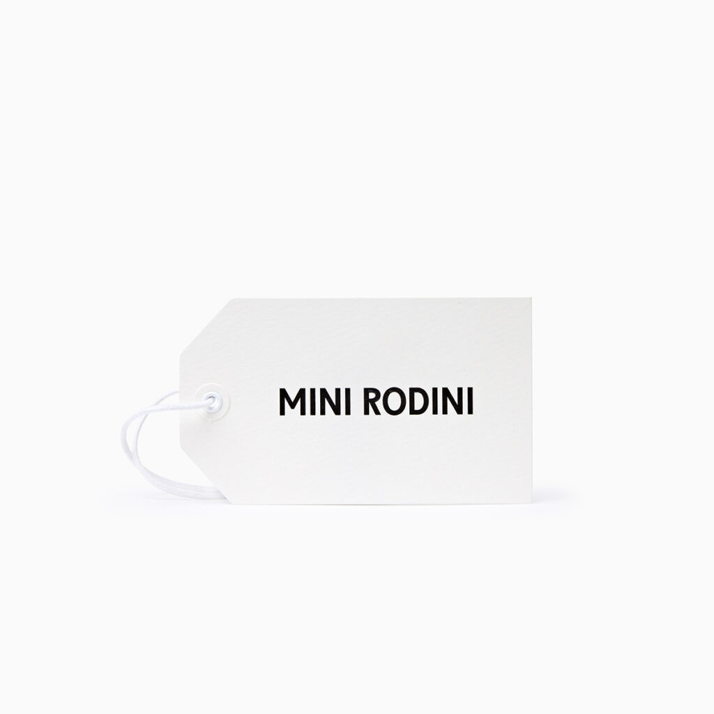 Hangtag hängetikett med tryck Mini rodini från Avisera